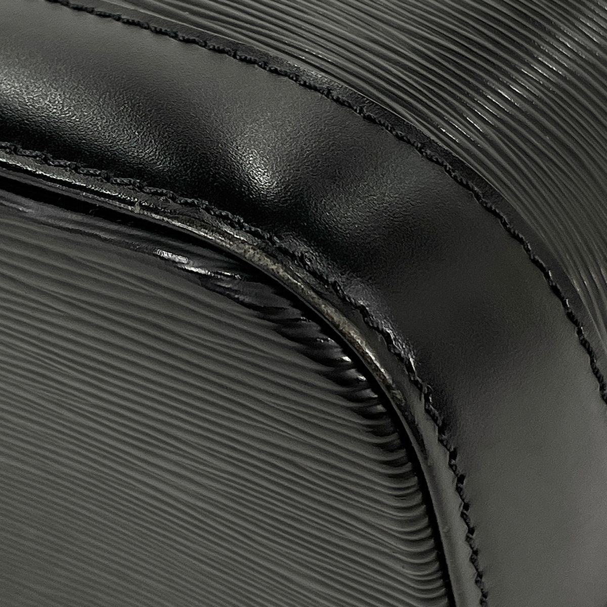 Louis Vuitton Alma Handbag Epi Noir — view 3