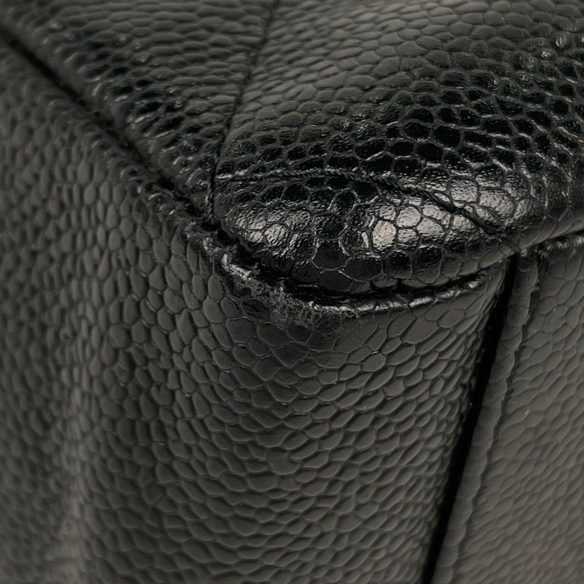 Chanel Tote CC Logo Quilted Caviar Leather Black — view 3