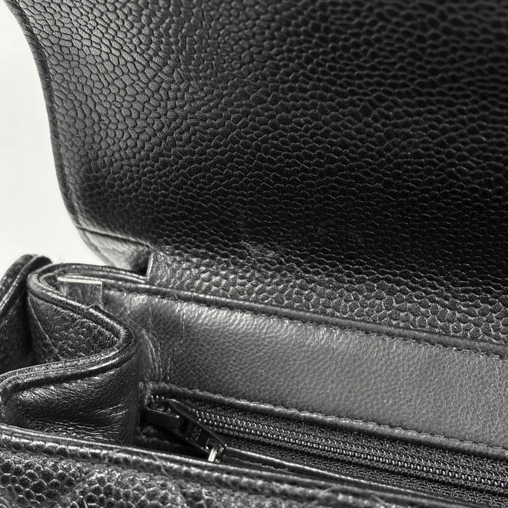 Chanel Handbag CC Logo Quilted Double Face Caviar Leather Black — view 5