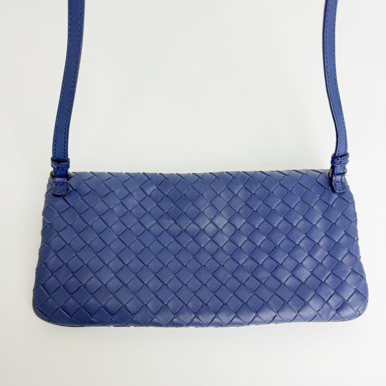 Bottega Veneta Intrecciato Flap Shoulder Bag Leather Blue Vintage — view 4