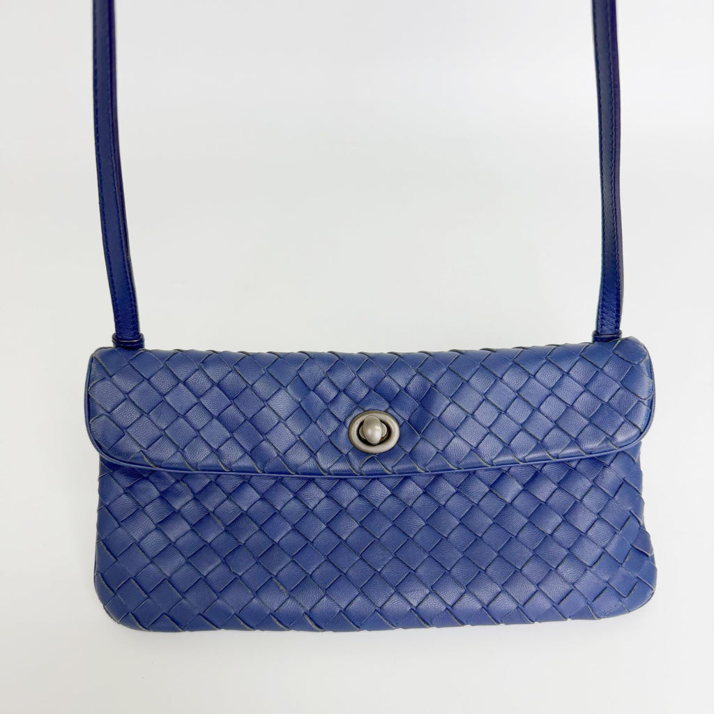 Bottega Veneta Intrecciato Flap Shoulder Bag Leather Blue Vintage — view 3