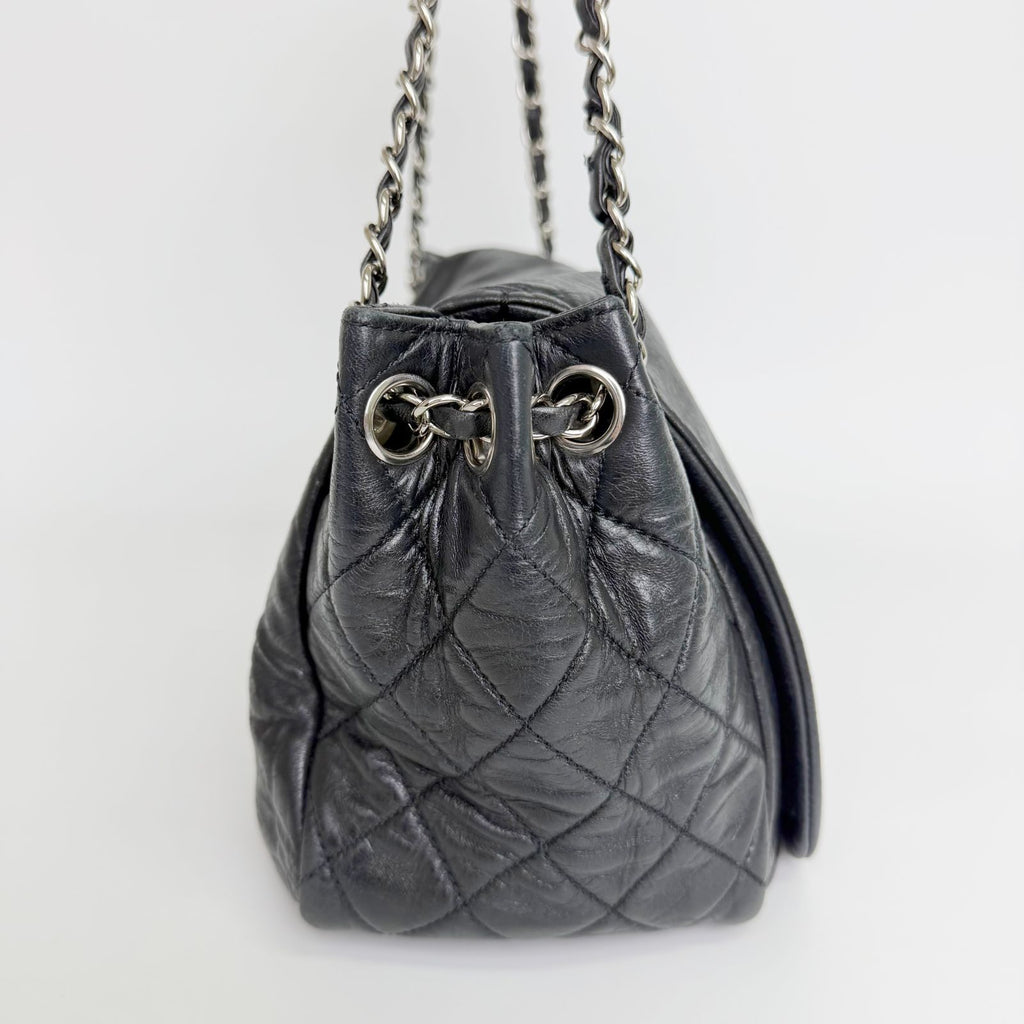 Chanel CC Logo Chain Shoulder Bag Leather Black Silver Vintage — view 7
