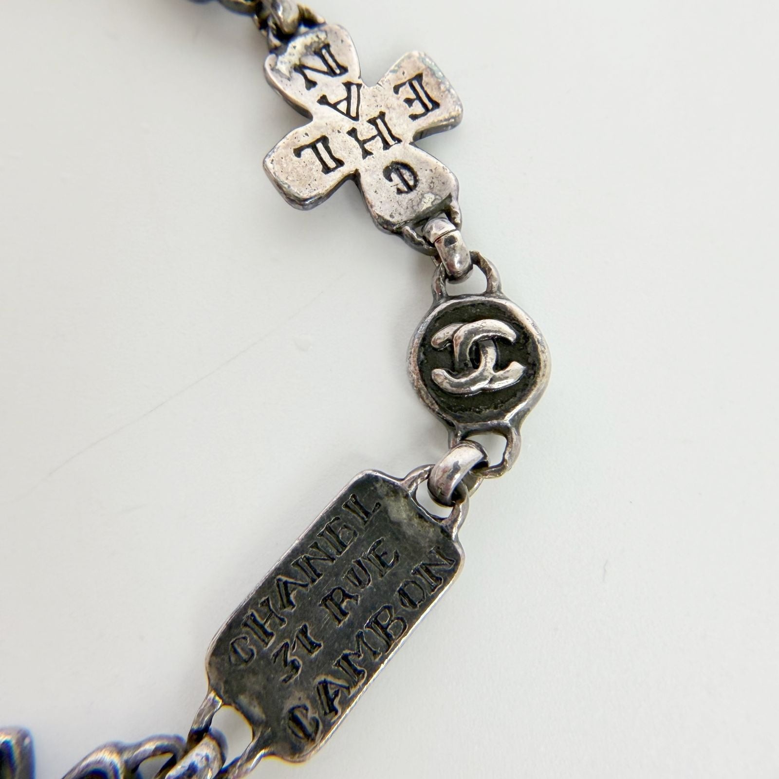 Chanel CC Logo Multi Charm Bracelet Plated Silver Vintage — view 5