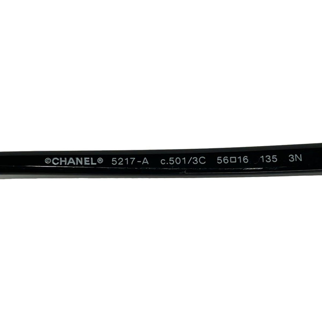 Chanel Sunglasses a Black CC Logo Eyewear — view 4