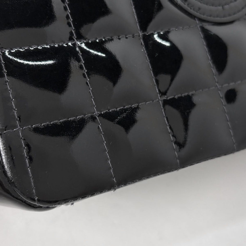 Chanel Chocolate Bar Shoulder Bag CC Logo Kiss Lock Enamel Bag Patent Leather — view 8