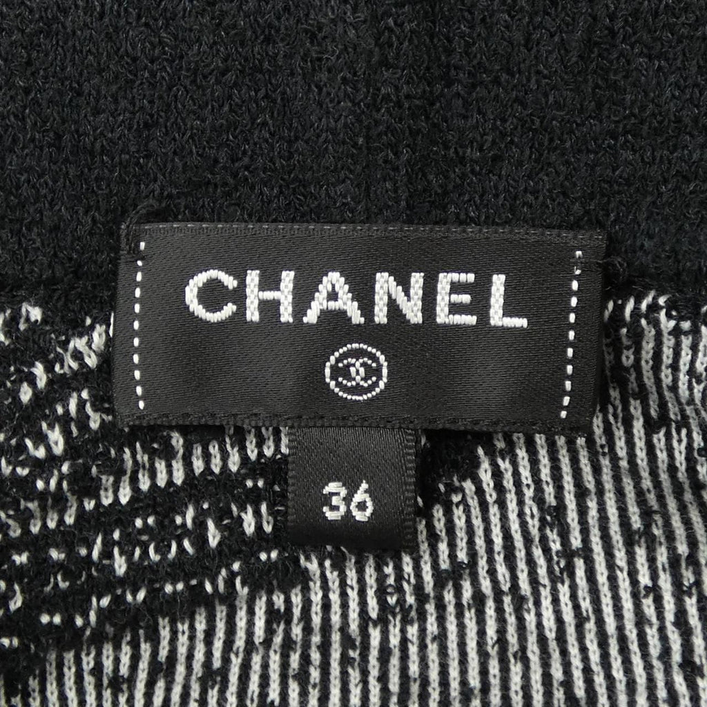 Chanel 22c Hoodie Black — view 3