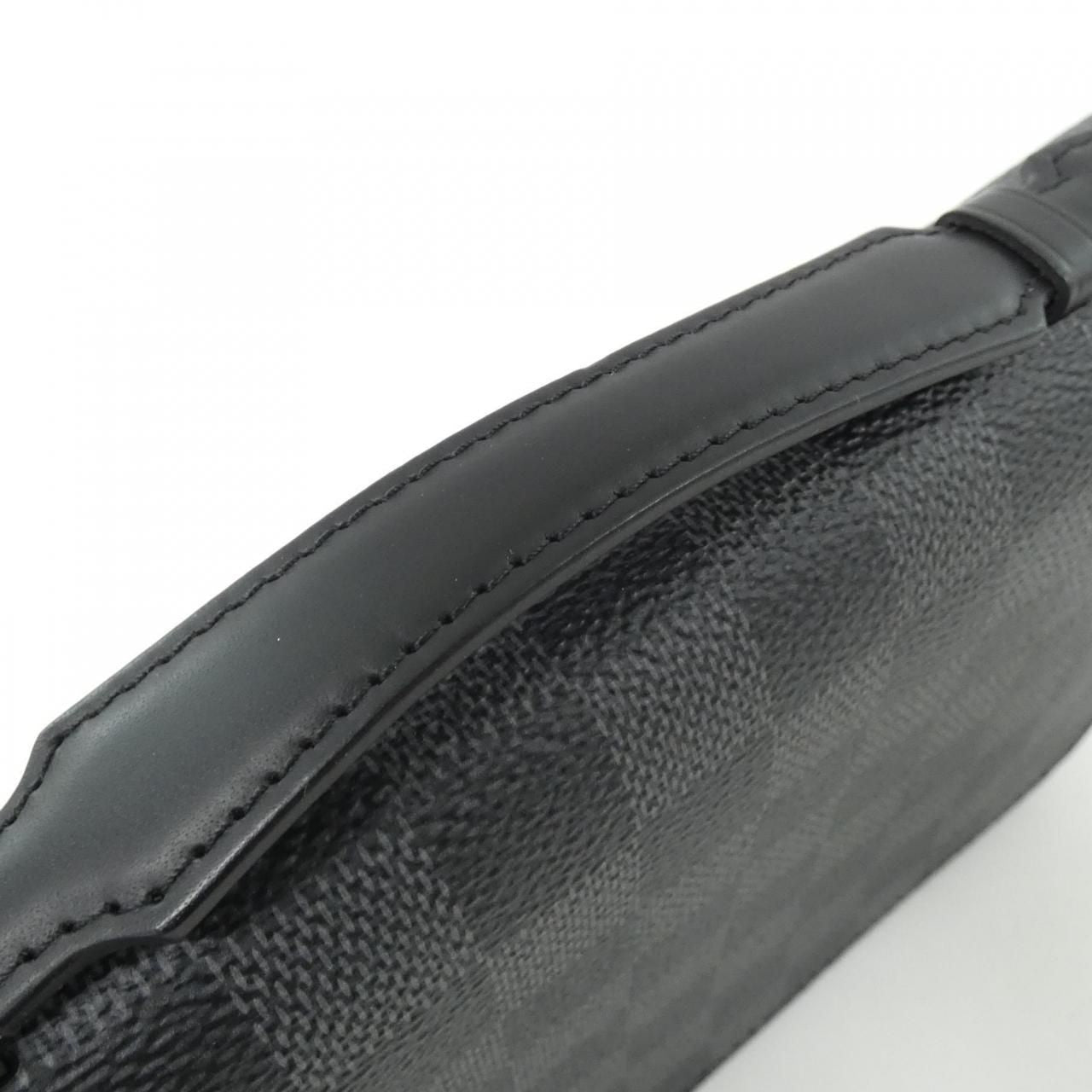 Louis Vuitton Damier Graphite Zippy XL Wallet — view 3