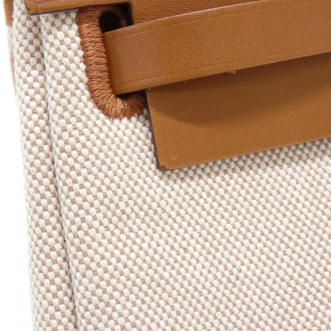 Hermes Herbag Zip 20 Shoulder — view 4