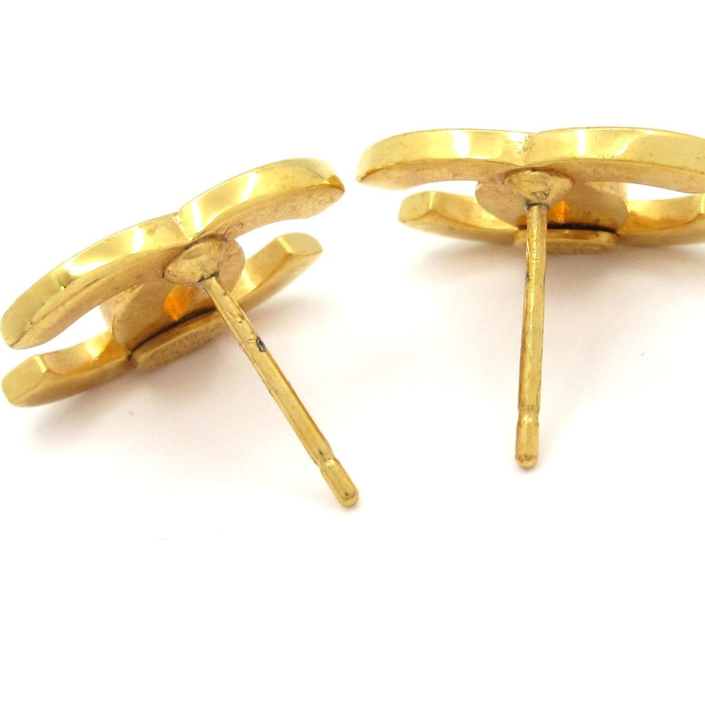 Chanel Earrings Gold CC Logo — view 4