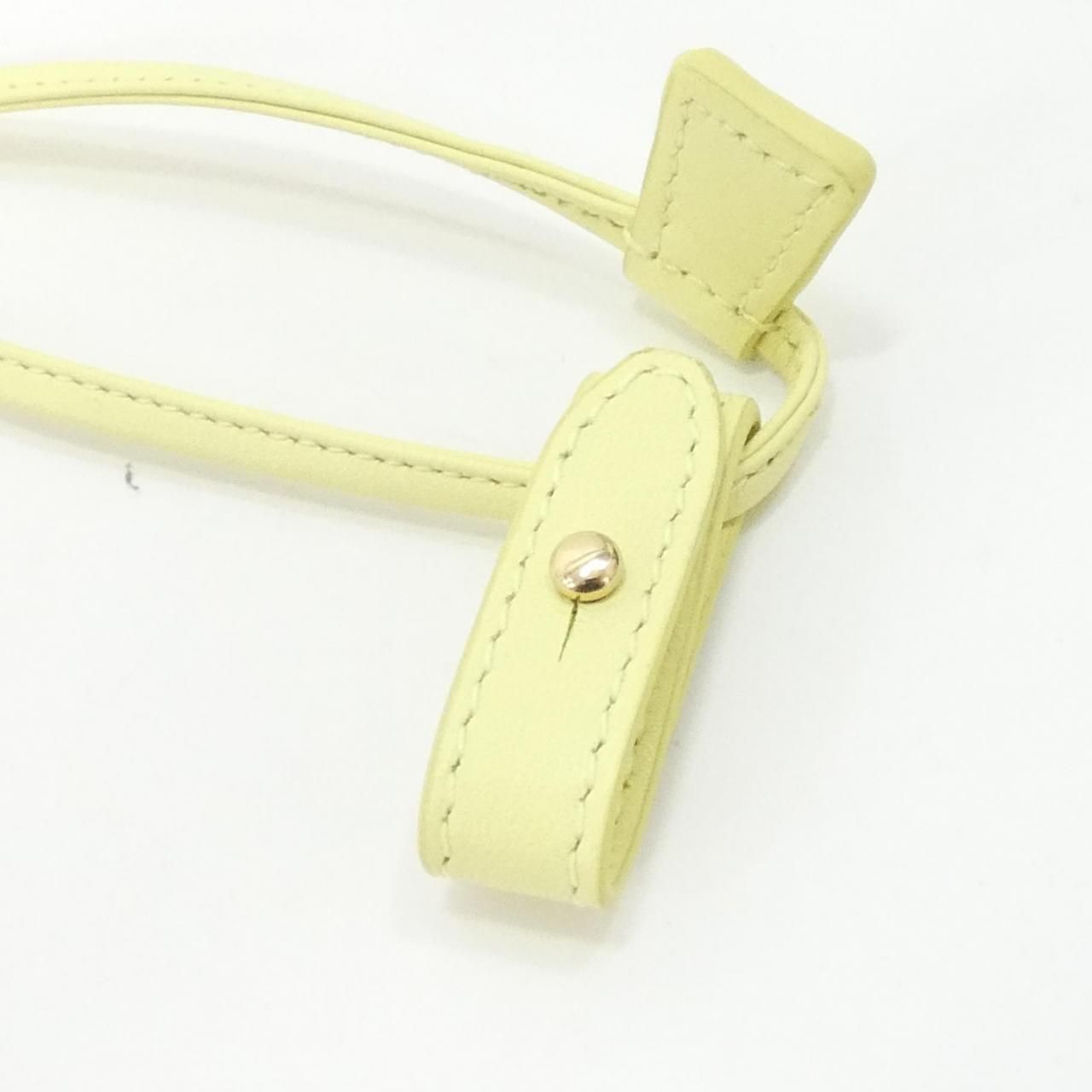 Prada Pouch Gold — view 5