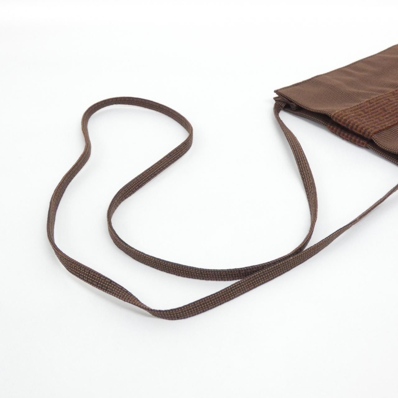 Hermes Her Line Pochette Shoulder — view 4
