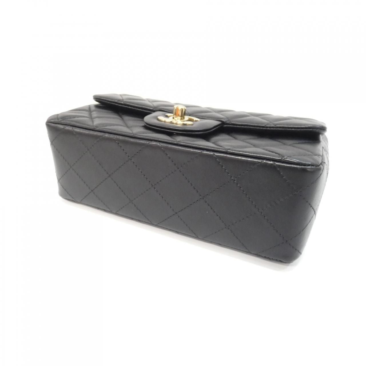 Chanel Shoulder Bag Black — view 3