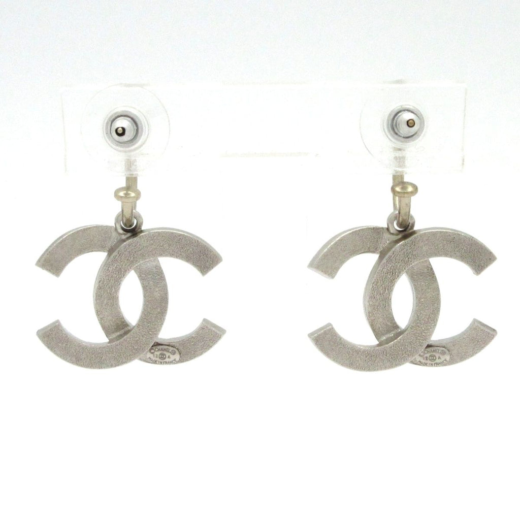 Chanel Earrings CC Logo Silver — view 3