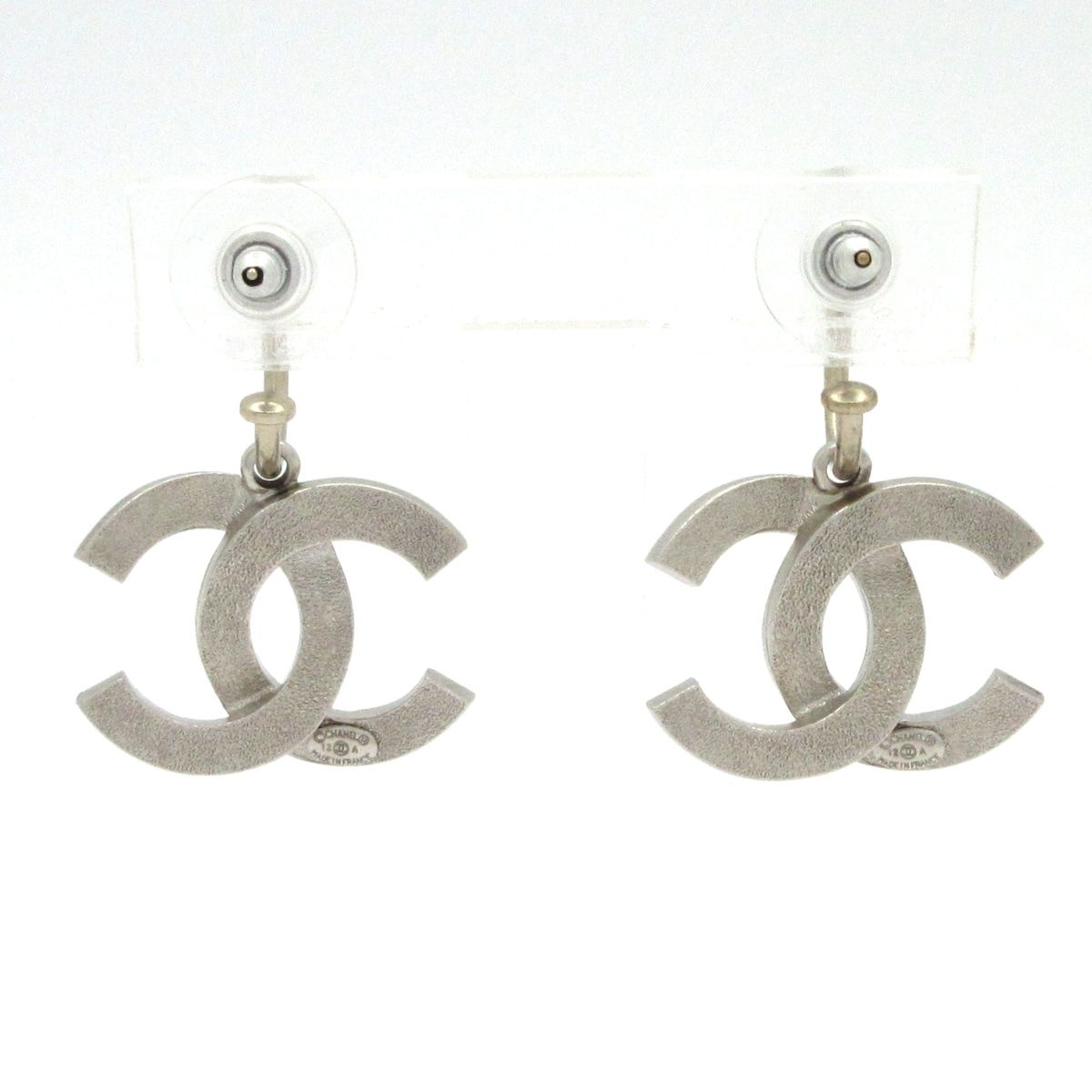 Chanel Earrings CC Logo Silver — view 3