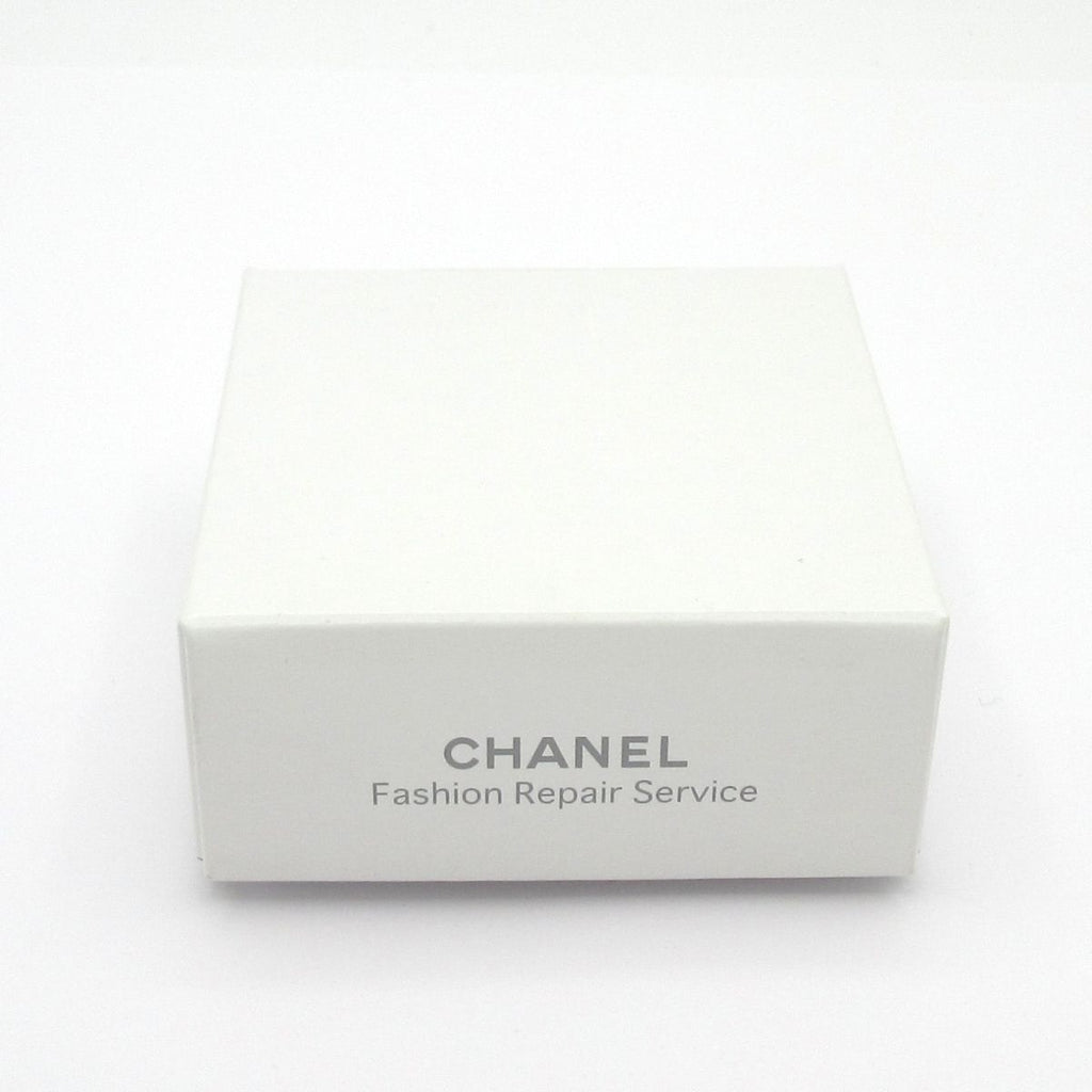 Chanel Earrings CC Logo Silver — view 7