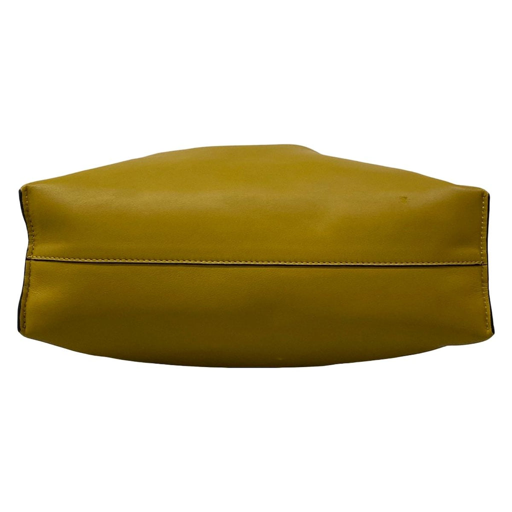 Loewe Clutch Flamenco Light Brown Drawstring — view 5