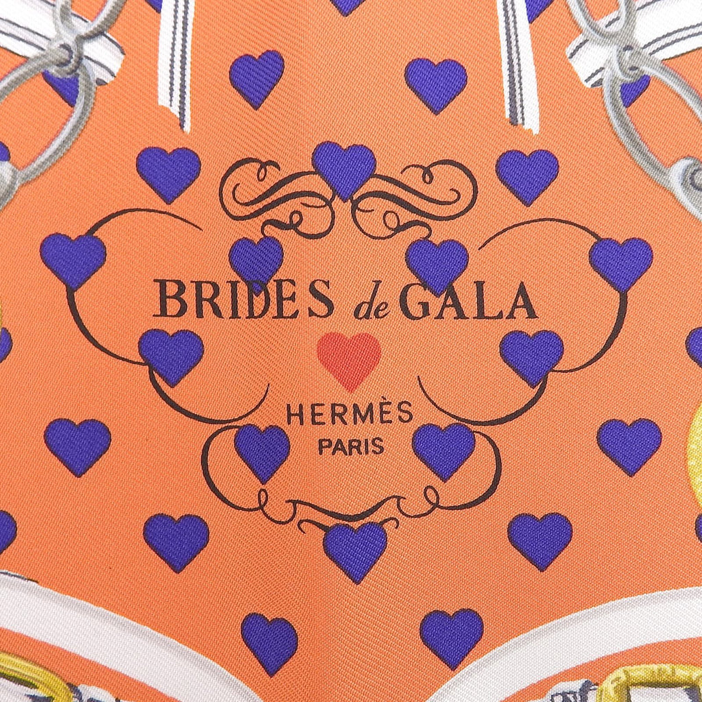 Hermes Carre 45 Brides de Gala Love Ceremonial Bridle Silk 100% Heart Pattern — view 7