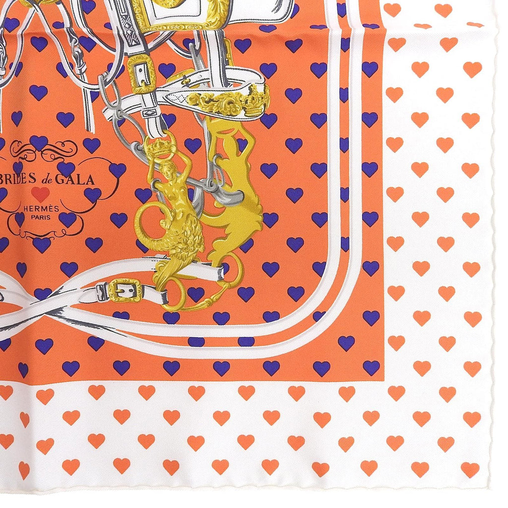 Hermes Carre 45 Brides de Gala Love Ceremonial Bridle Silk 100% Heart Pattern — view 6