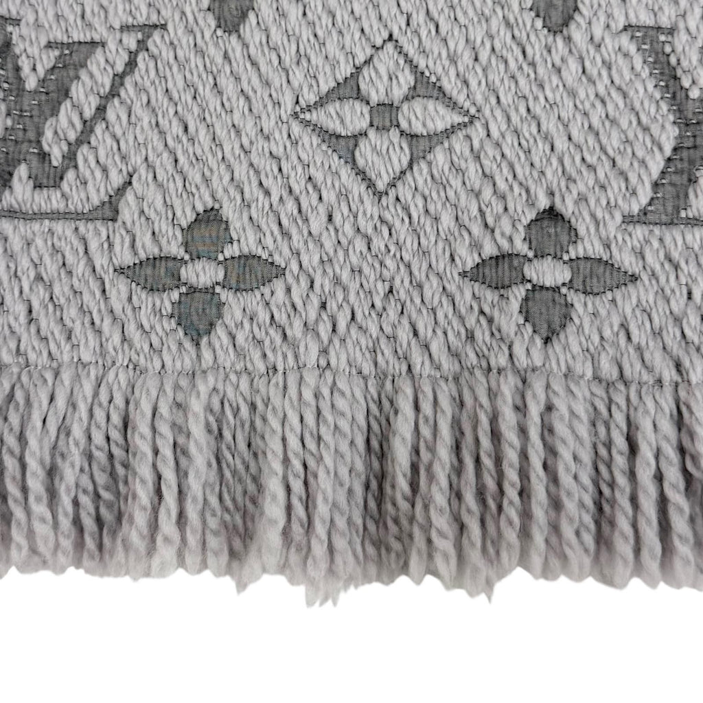 Louis Vuitton Echarpe Logo Mania Wool Silk Gripe Loulou Monogram Scarf — view 5