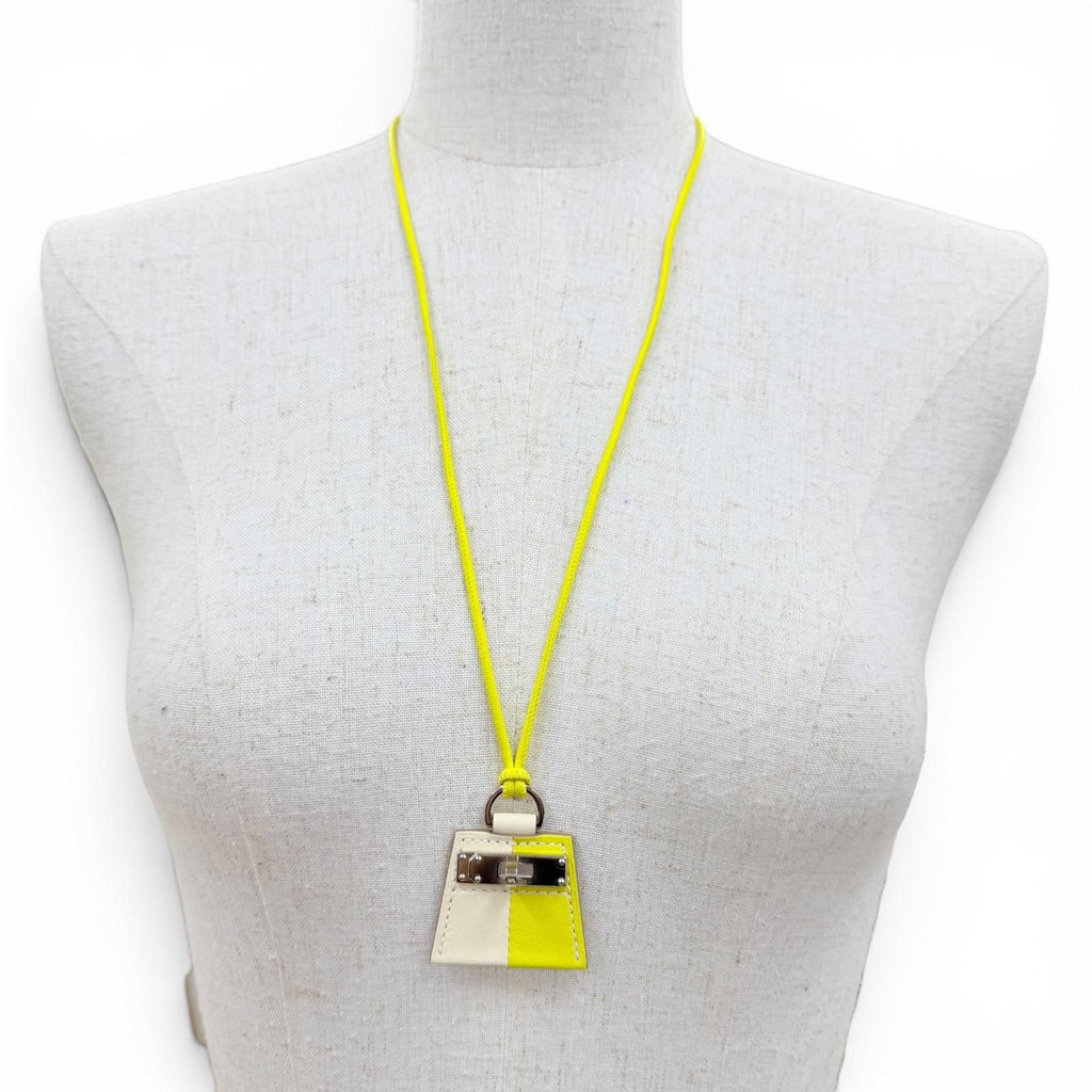 Hermes Montpetit Kelly Necklace Leather Lime Cles Silver — view 3