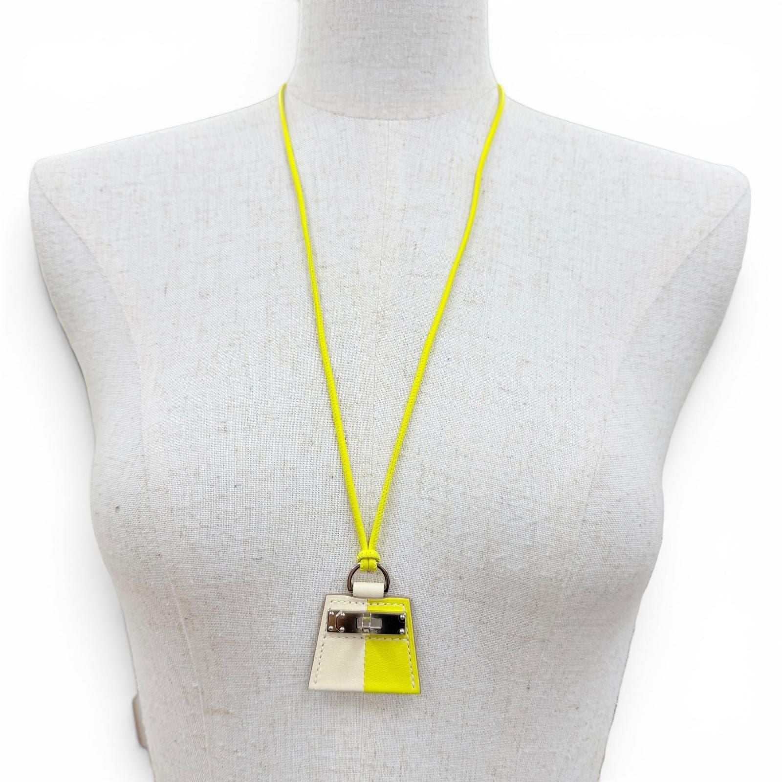 Hermes Montpetit Kelly Necklace Leather Lime Cles Silver — view 3