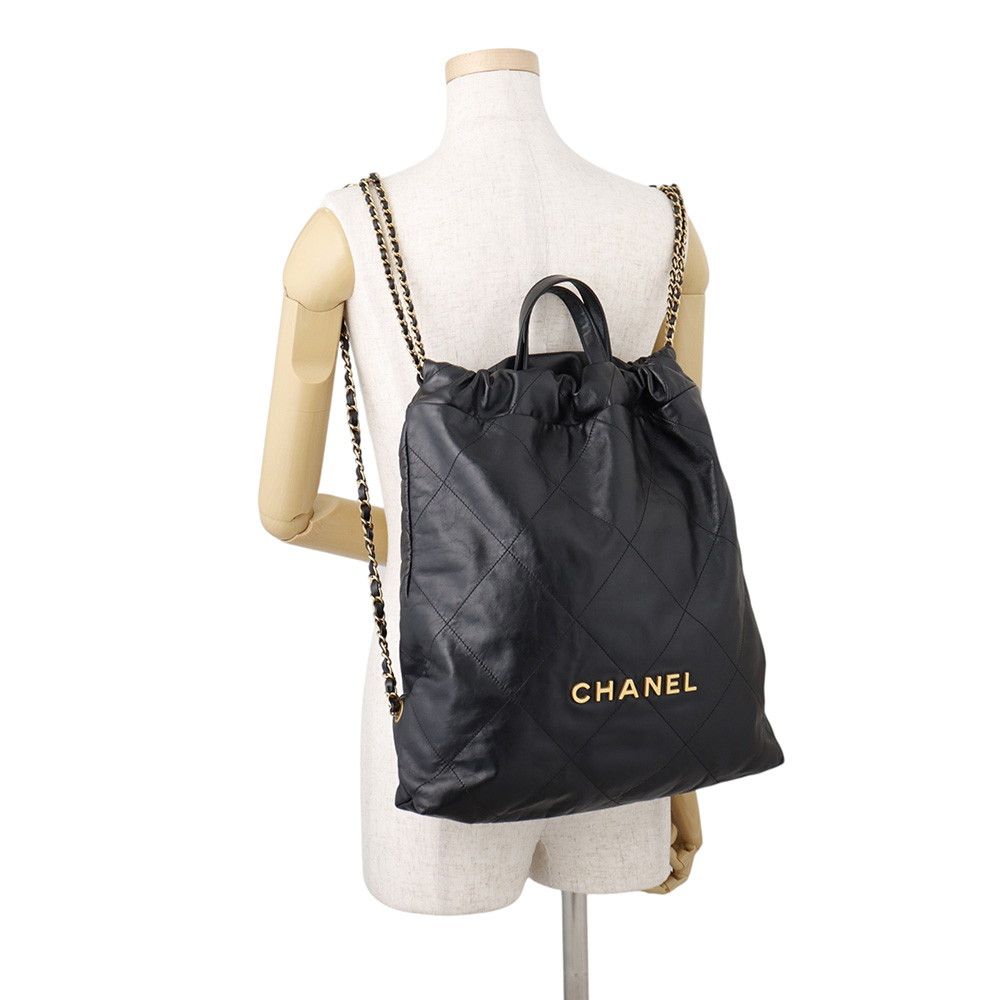 Chanel Backpack 22 Large Shiny Calf Leather Black — view 4