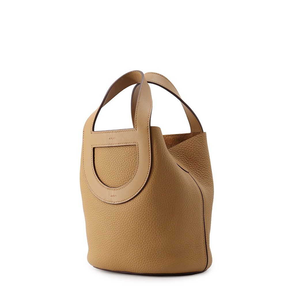 Hermes Tote in the Loop 18 Biscuit Gold Taurillon Clemence Swift — view 2