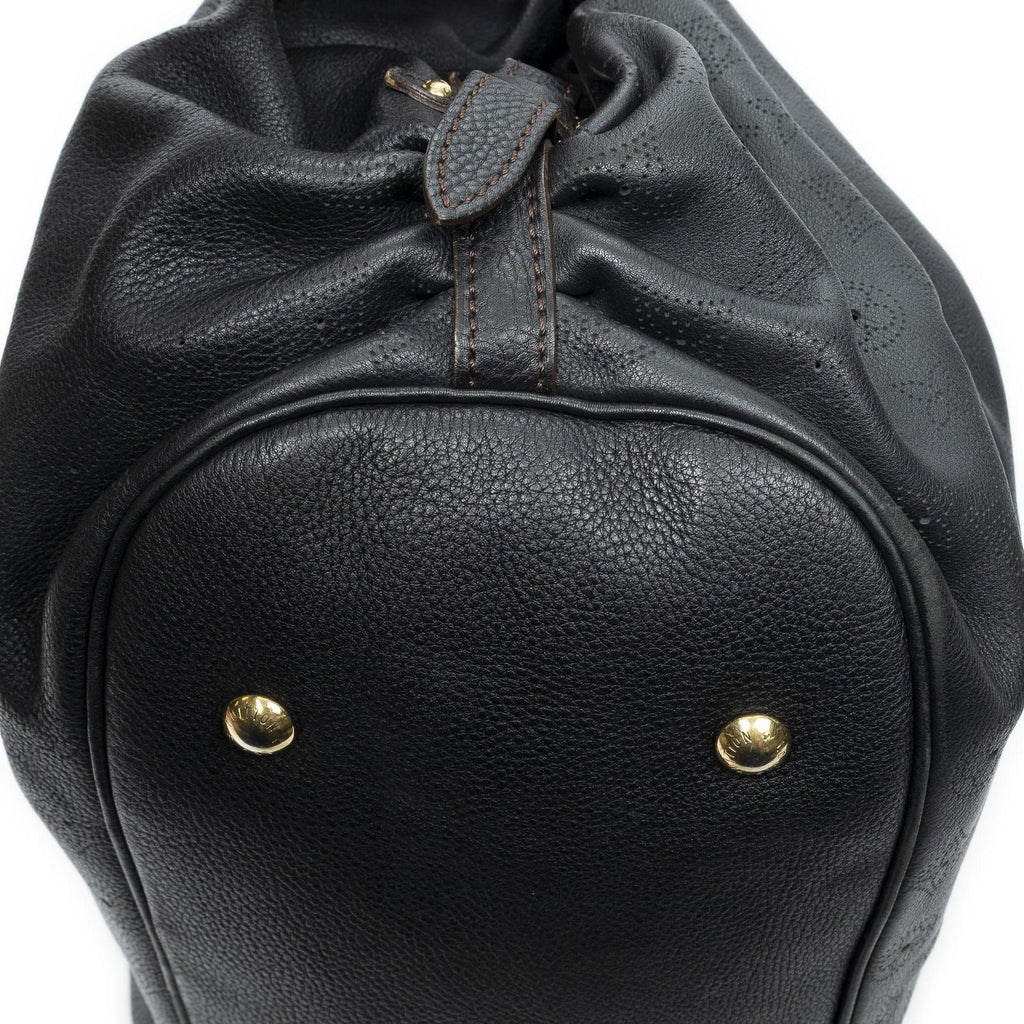 Louis Vuitton XL Black Mahinaleather Shoulder — view 8