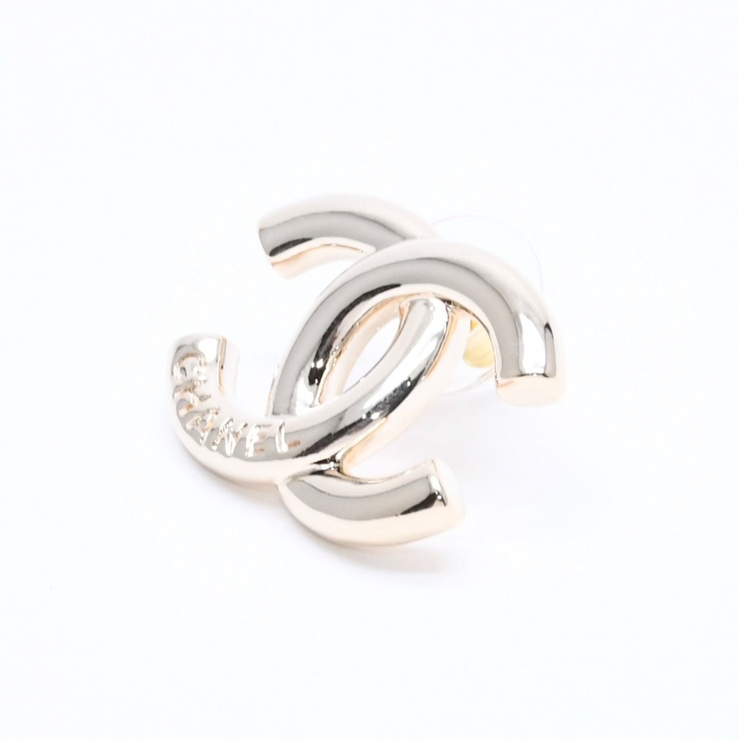 Chanel Earrings CC Logo Light Gold 25 — view 2