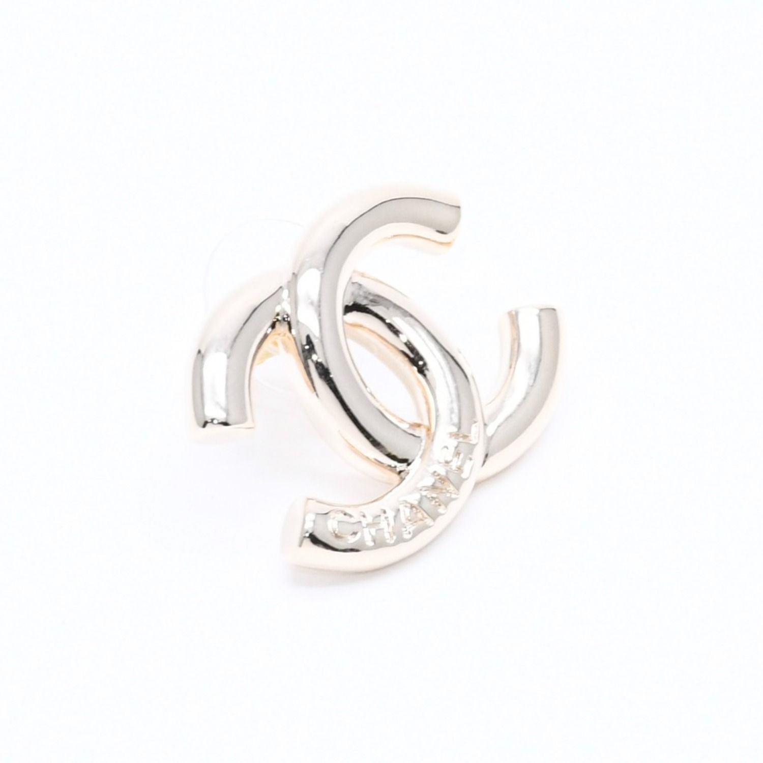 Chanel Earrings CC Logo Light Gold 25 — view 3