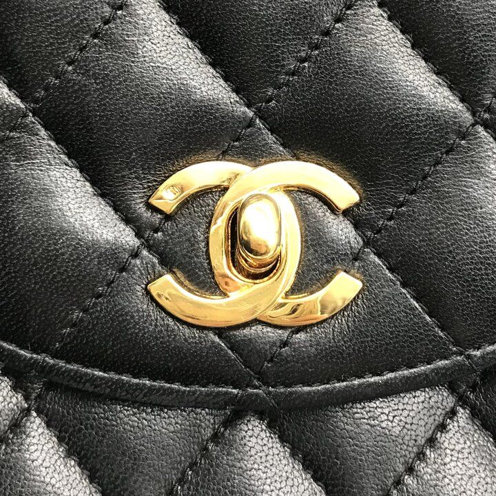 Chanel CC Logo Lambskin Leather Chain Shoulder Bag Black Turnlock — view 9