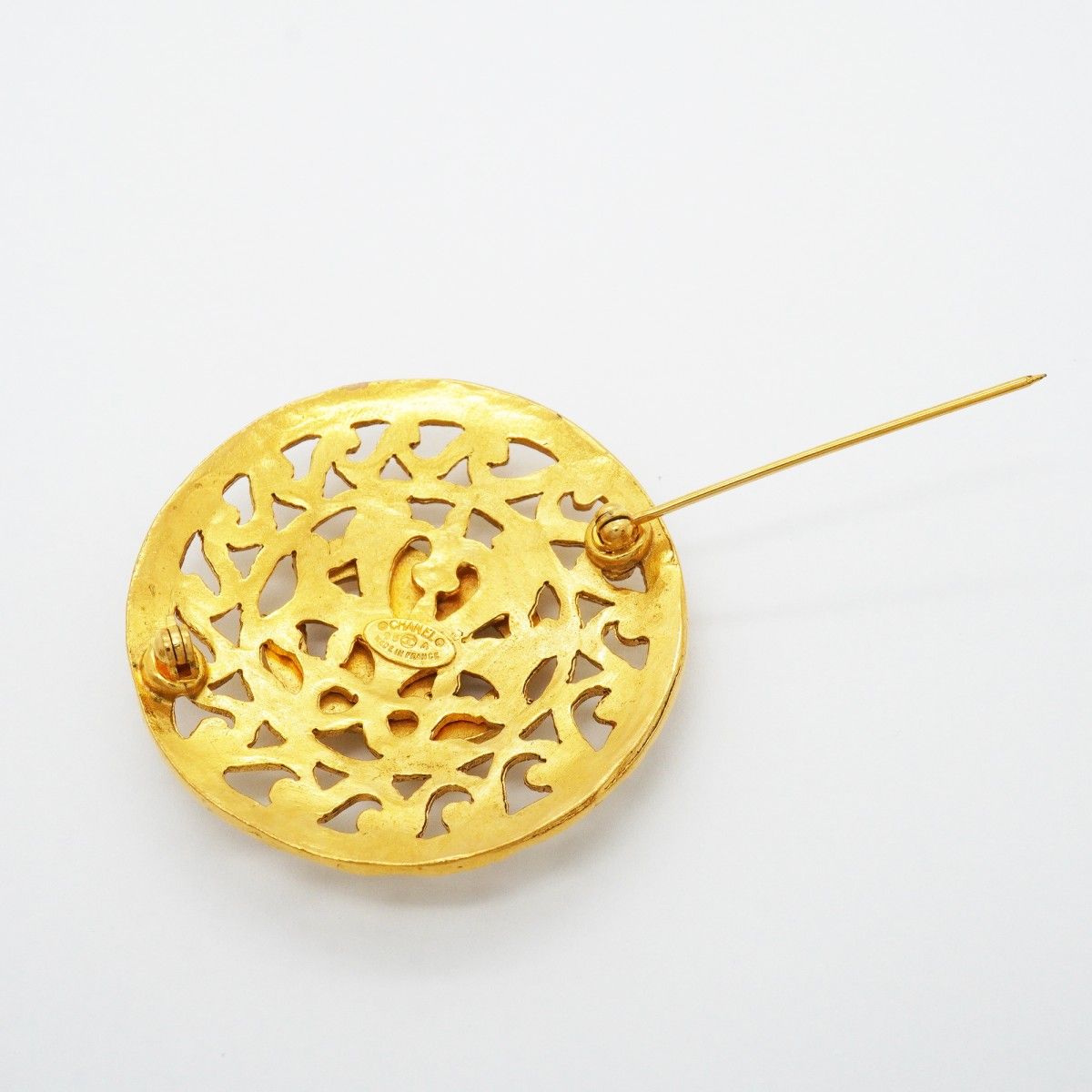 Chanel Vintage CC Logo Brooch — view 6