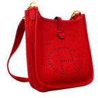 Hermes Shoulder Bag Evelyne TPM Taurillon Clemence Rouge Vif Gold — view 2