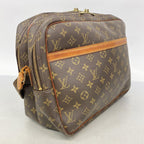 Louis Vuitton Shoulder Bag Monogram GM Brown — view 2