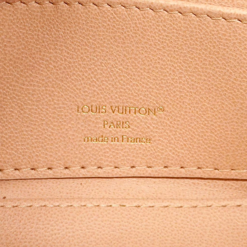 Louis Vuitton Handbag Coussin Vanity PM Black 2-Way — view 5