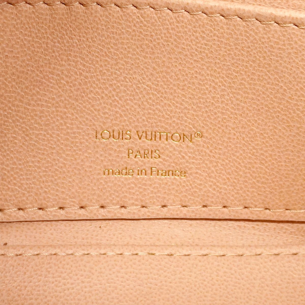 Louis Vuitton Handbag Coussin Vanity PM Black 2-Way — view 5