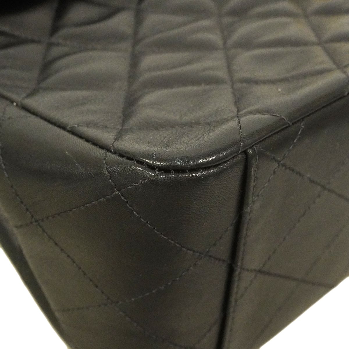 Chanel Shoulder Bag Maxi Quilted Lambskin Black Gold — view 8