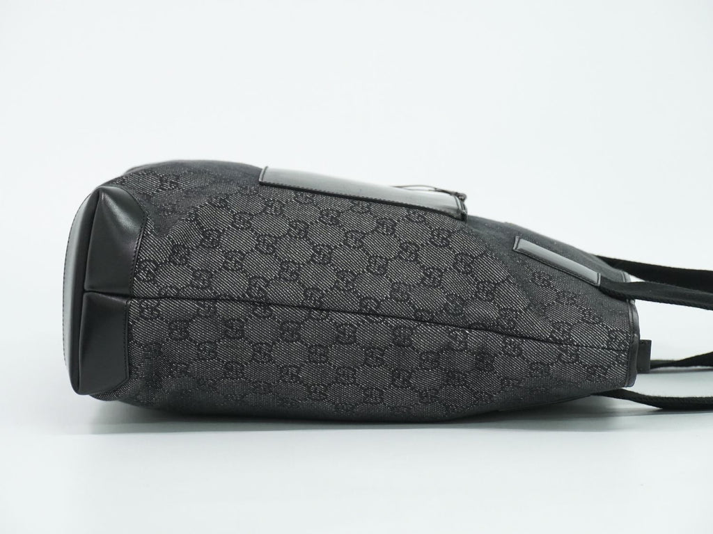 Gucci GG Canvas Leather Shoulder Bag Tote Black Second — view 4