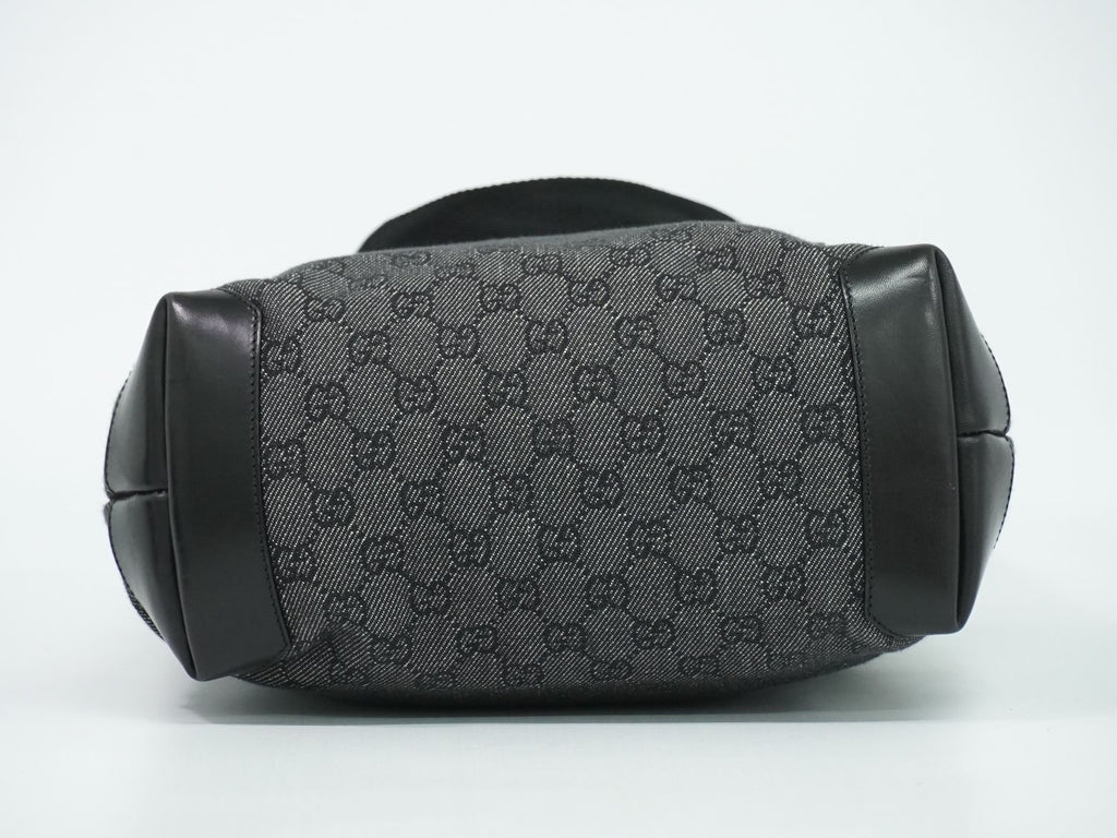 Gucci GG Canvas Leather Shoulder Bag Tote Black Second — view 3