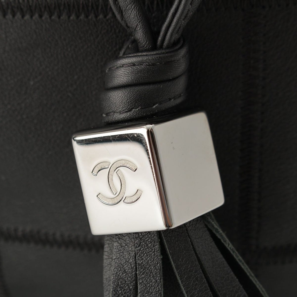 Chanel Stand Leather Chocolate Bar Fringe Handbag Black — view 9