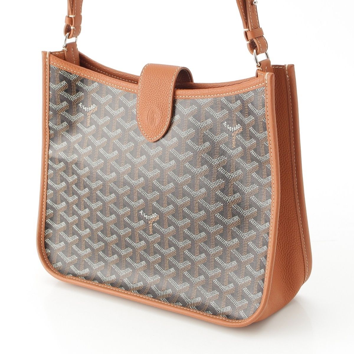 Goyard Musette PM Leather Shoulder Bag Black — view 3