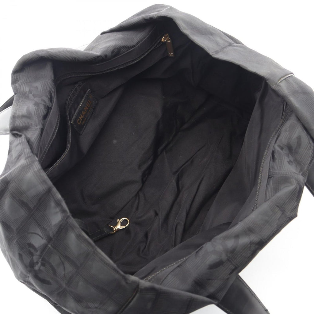 Chanel Tote New Travel Line MM Black Leather New MM — view 3