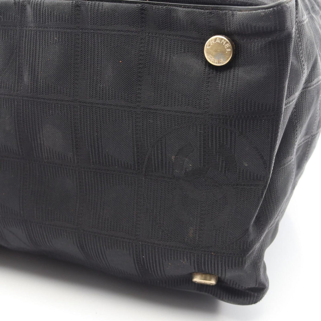 Chanel Tote New Travel Line MM Black Leather New MM — view 7