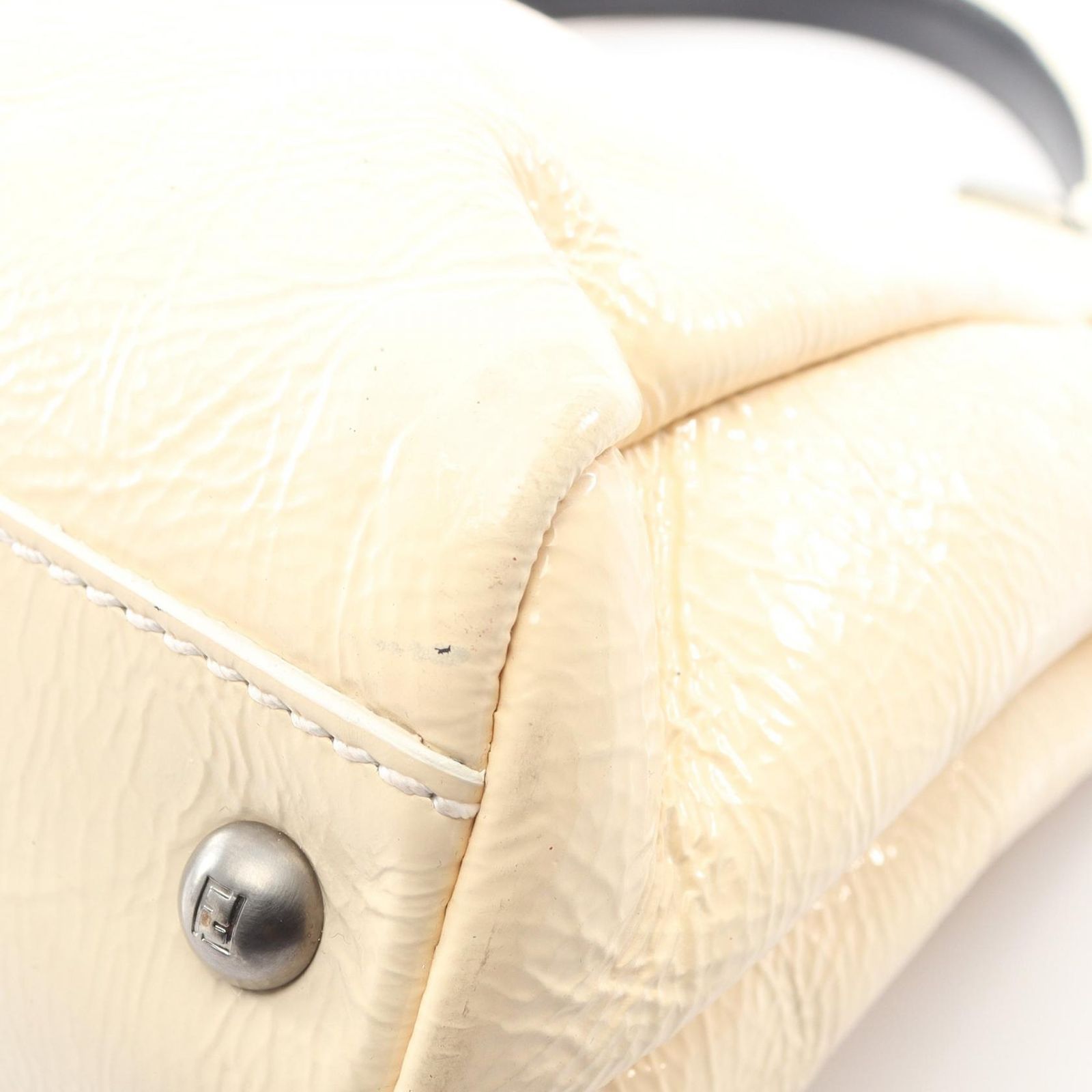 Fendi Peekaboo 2-Way Ivory Patent Leather Midi Ampeekaboo Shoulder — view 6