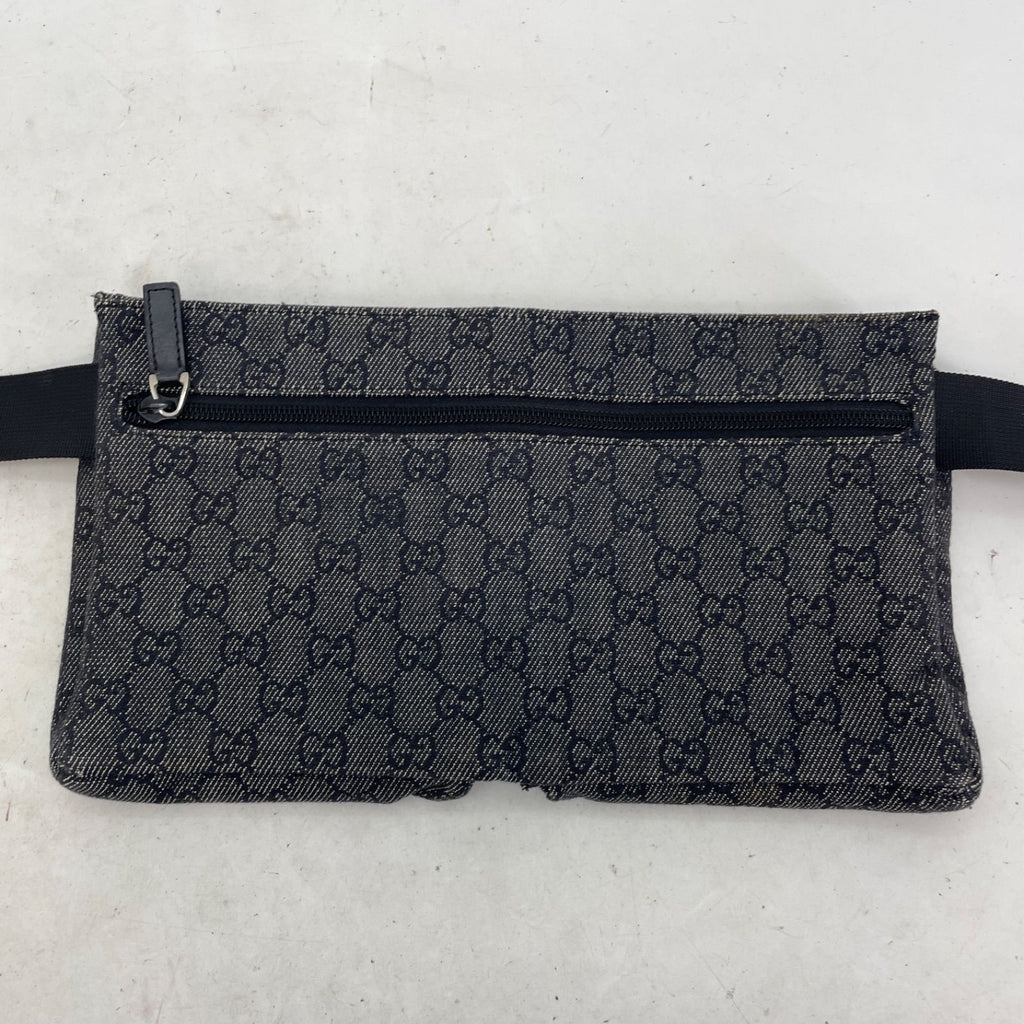 Gucci GG Monogram Shoulder Bag Canvas Black — view 4