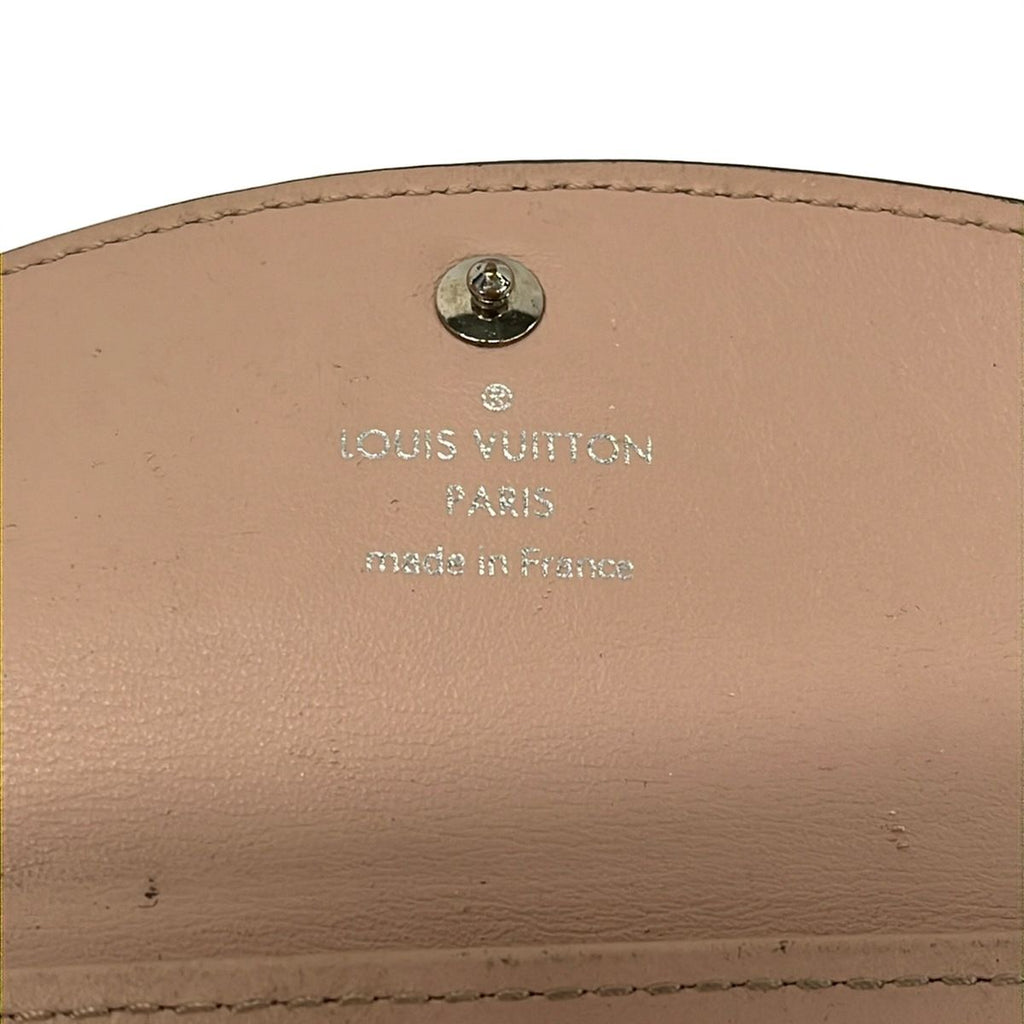 Louis Vuitton Key Case Mahina Multicles 4 Magnolia Leather Cowhide Key Holder — view 5