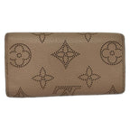 Louis Vuitton Key Case Mahina Multicles 4 Magnolia Leather Cowhide Key Holder — view 2