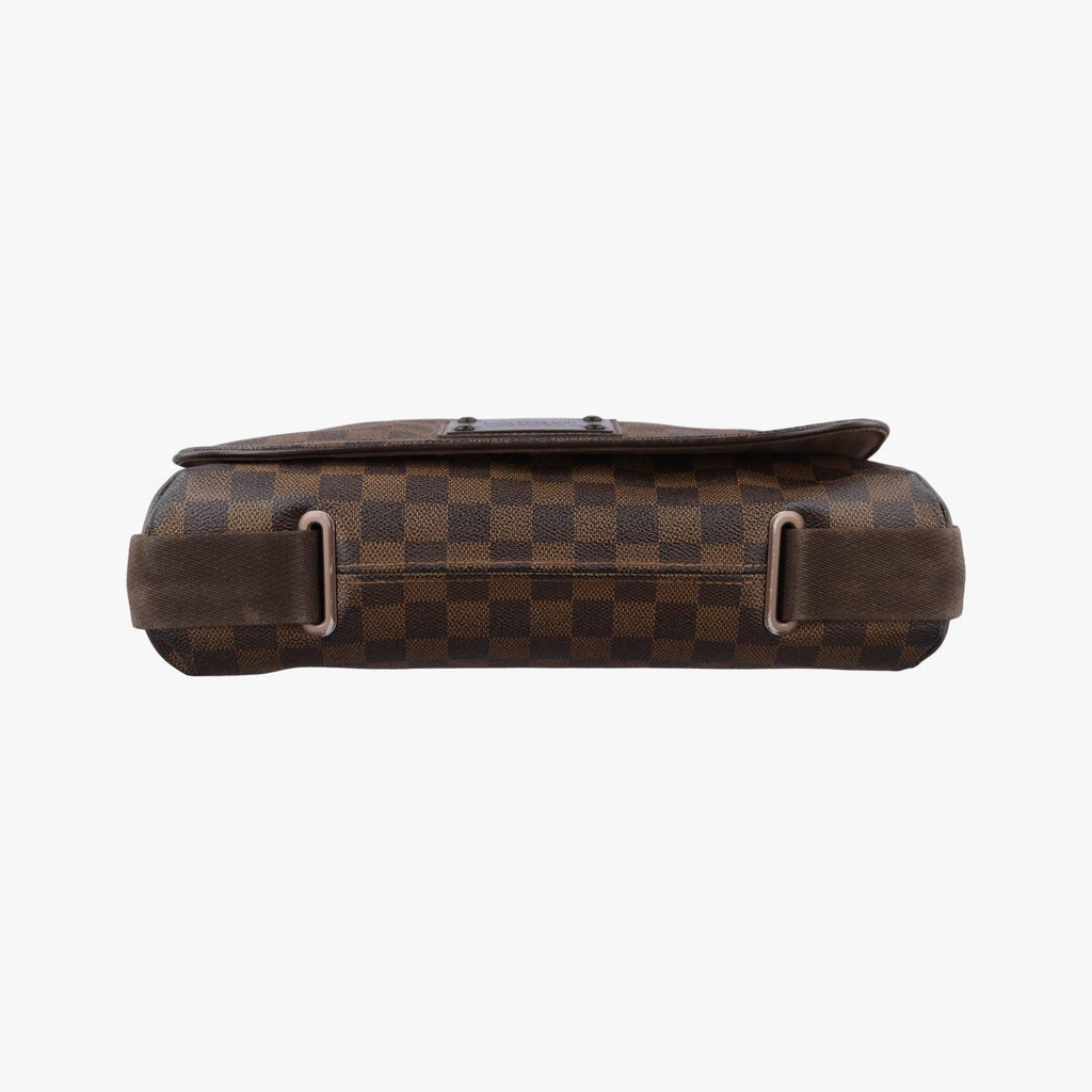 Louis Vuitton Brooklyn MM Ebene Damier Canvas Shoulder — view 3