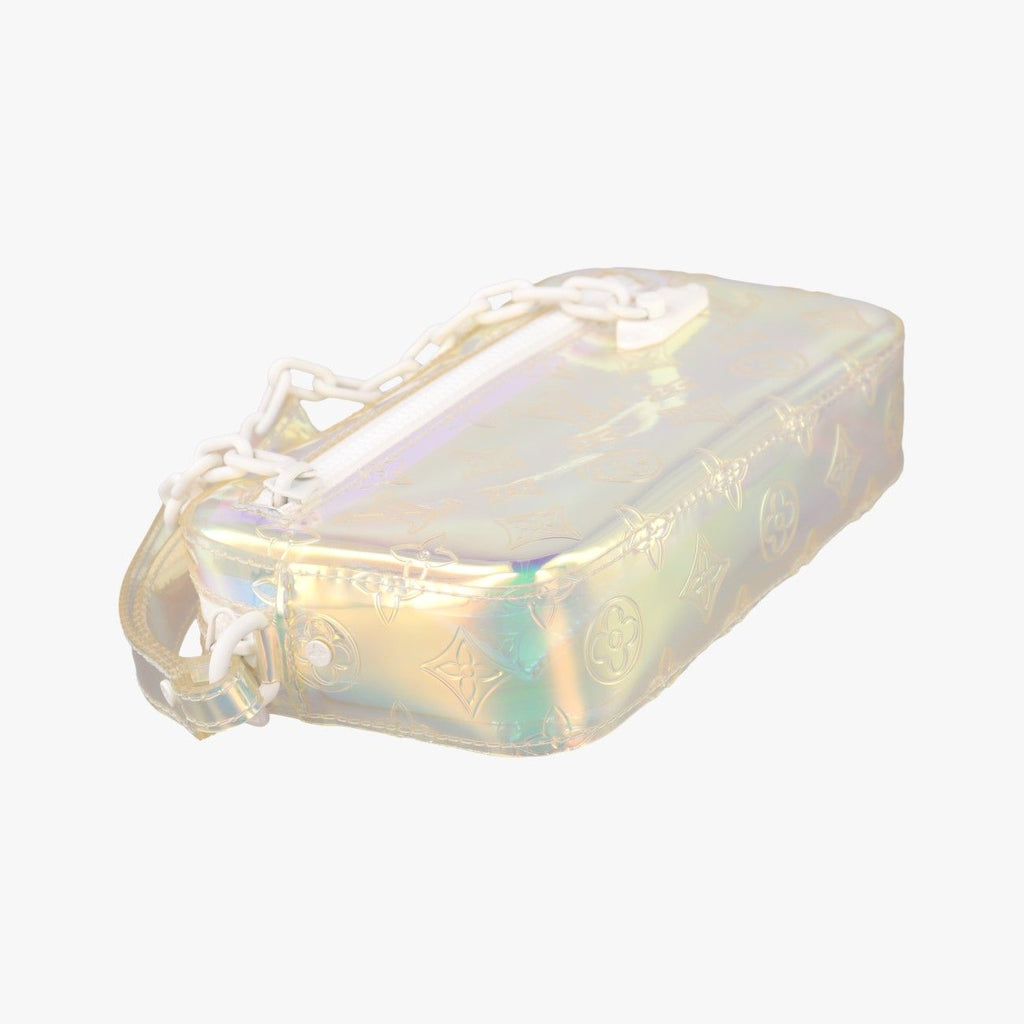 Louis Vuitton Pochette Volga Rythme Vinyl Pouch — view 5