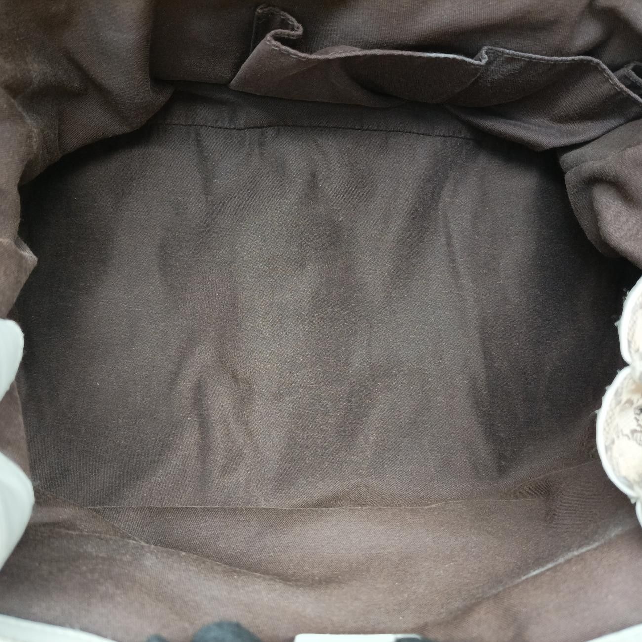 Gucci Dylux Queen Large White Brown Leather Canvas Handbag — view 9